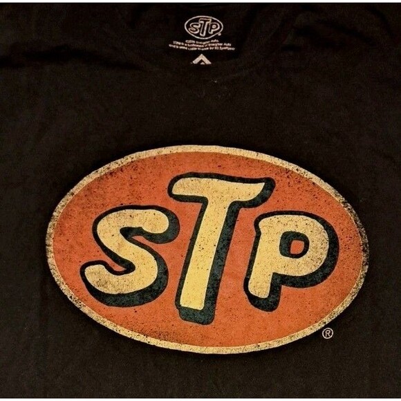 Retro STP Oil Company T-Shirt Men’s 2XL Black Classic Auto Racing Energizer Tee - Picture 3 of 6